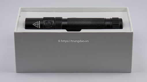 Mở hộp đèn pin Zanflare F1 (Zanflare F1 flashlight unbox)