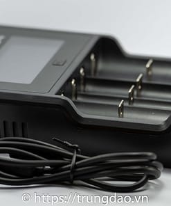 XTAR VC4 portable battery charger